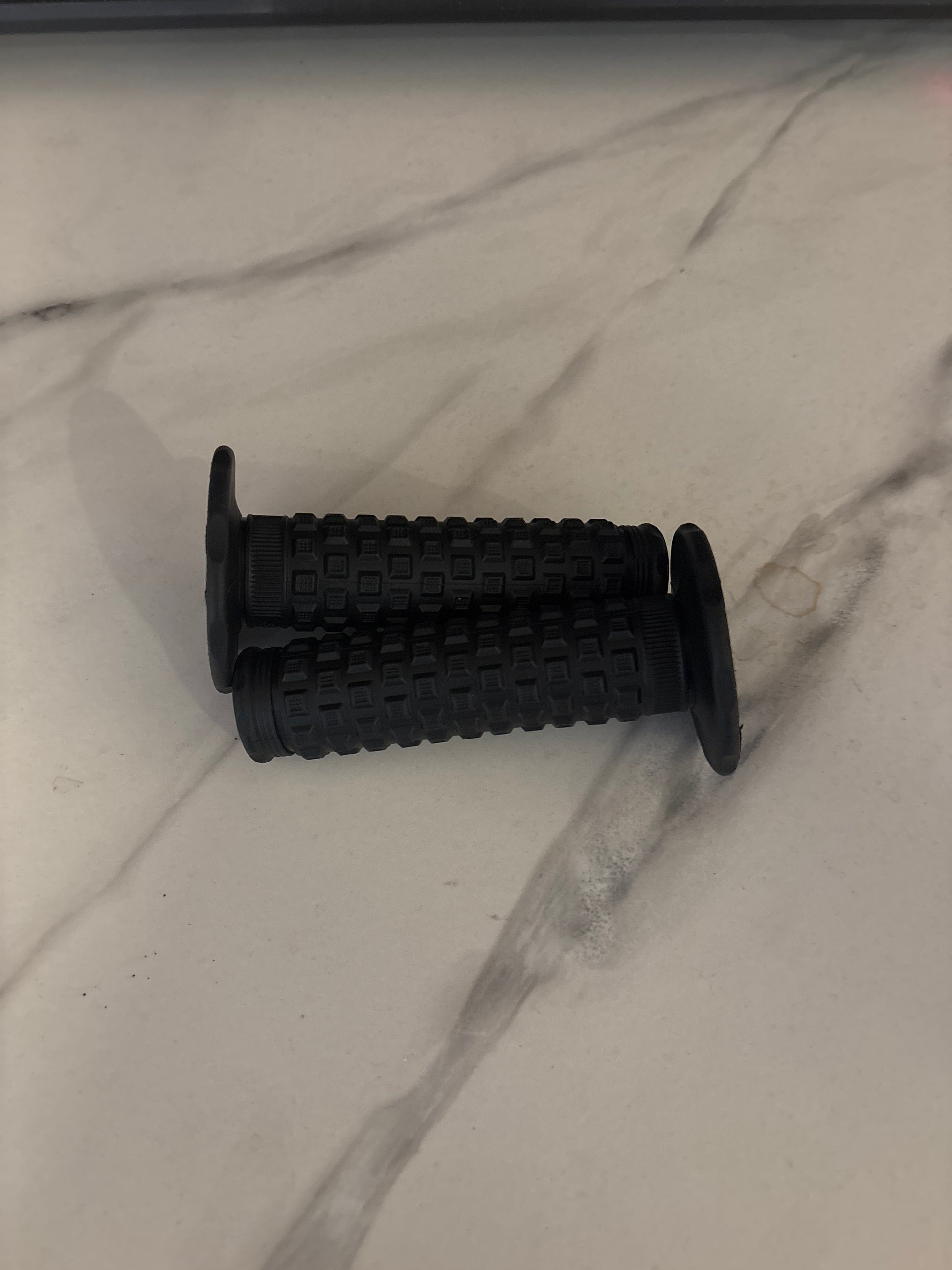 Protaper pillow grips